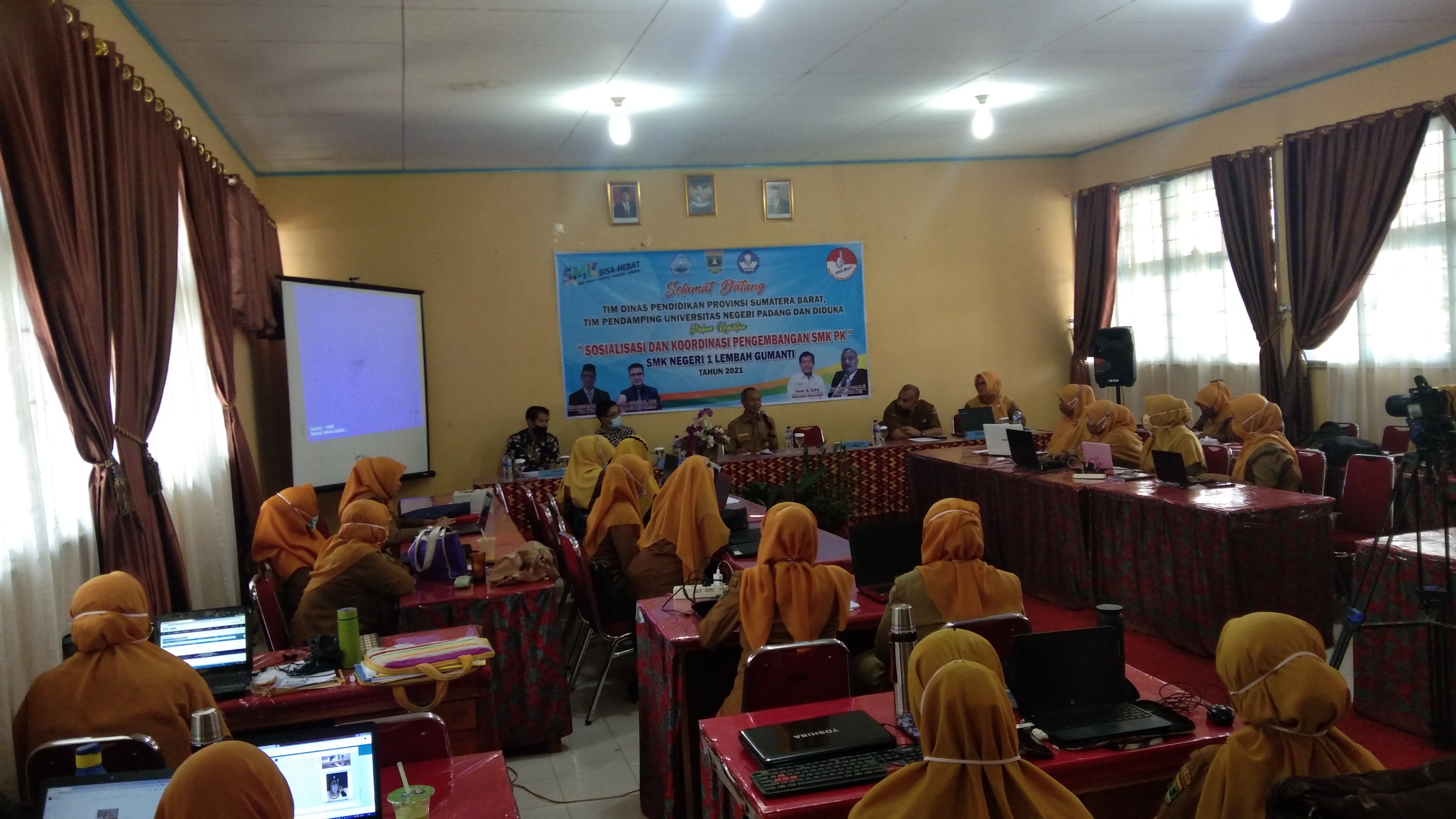 Sosialisasi Dan Koordinasi Pengembangan SMK PK