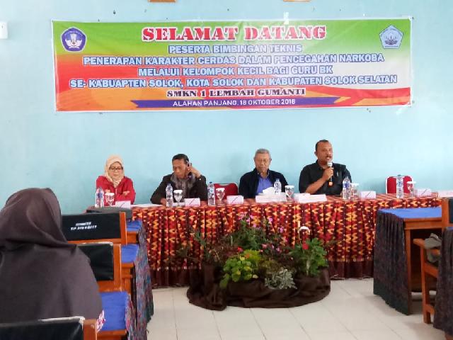 Bimbingan Teknis Penerapan Karakter Cerdas dalam Pencegahan Narkoba se-Kabupaten Solok